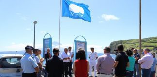 Época Balnear – Praia do Almoxarife recebe bandeira azul DR/CMH
