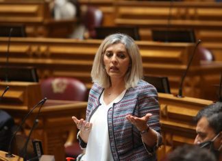 Isabel Almeida Rodrigues manifesta preocupação quanto ao acordo entre Reino Unido e União Europeia