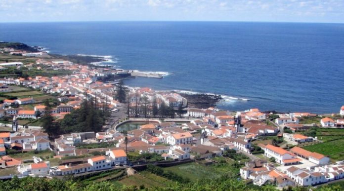 Santa-Cruz-da-Graciosa-800x445