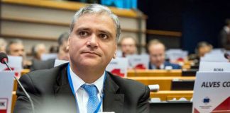 Vasco Cordeiro participa em reunião dos Presidentes das RUP na véspera do Conselho Europeu sobre orçamento comunitário Vasco Alves Cordeiro 08 February 2017, 121st Plenary Session of the Committee of the Regions Belgium - Brussels - February 2017 (C) European Union / Aurore Belot