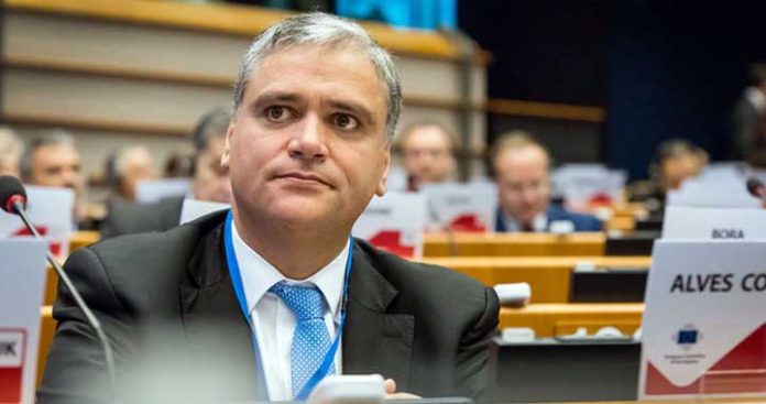 DR Vasco Alves Cordeiro 08 February 2017, 121st Plenary Session of the Committee of the Regions Belgium - Brussels - February 2017 (C) European Union / Aurore Belot