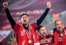 Jürgen Klopp vence prémio de melhor treinador da época em Inglaterra