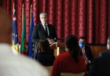 Presidente do Governo anuncia disponibilização de 75 habitações na Ribeira Grande e Vila Franca do Campo
