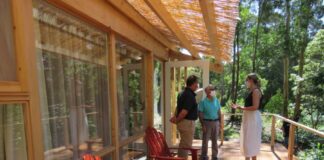 Secretária Regional do Turismo inaugura empreendimento que diferencia oferta de alojamento em São Jorge DR/GACS