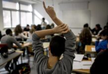 Educação – Novo ano letivo arranca em regime presencial, mas com cautelas DR