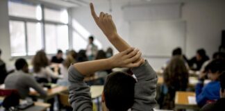 Educação – Novo ano letivo arranca em regime presencial, mas com cautelas DR