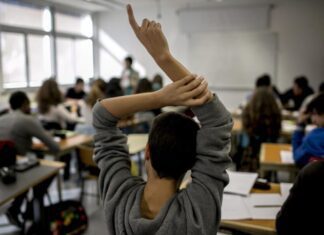 Educação – Novo ano letivo arranca em regime presencial, mas com cautelas DR