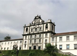 Câmara da Horta deve trabalhar na melhoria do abastecimento de água em vez de se dedicar à crítica partidária