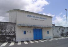 Rabo de Peixe ‘desespera’ por campo de futebol há mais de quatro anos