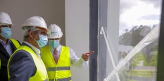 Bolieiro propõe entidade gestora do doente em espera