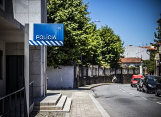 Homem detido 10 vezes por conduzir sem carta cumpre agora pena de prisão efetiva