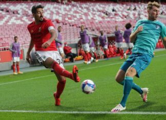 Benfica vence Bournemouth com golos numa primeira parte intensa e de bom futebol