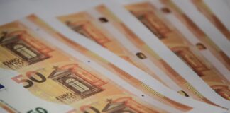 Heranças em dinheiro pagam Imposto do Selo em Portugal mesmo que os herdeiros residam noutro país