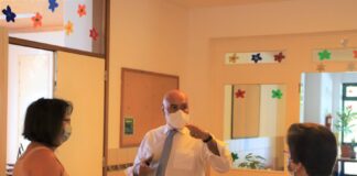 CÂMARA DISTRIBUI CAPAS DE PROTEÇÃO PARA MÁSCARAS NAS ESCOLAS DO CONCELHO DR/CMH