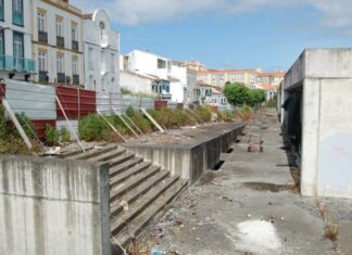 Fundo Discovery tem 10 dias para informar sobre demolição de galerias em Ponta Delgada