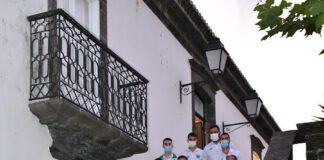 CRISTINA CALISTO RECEBEU EQUIPA DO SANTIAGO FUTEBOL CLUBE E CONGRATULOU PELA SUBIDA AO CAMPEONATO DOS AÇORES DR/CML