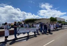 Manifestação – Técnicos de diagnóstico e terapêutica dos Açores protestaram em frente à Assembleia Legislativa