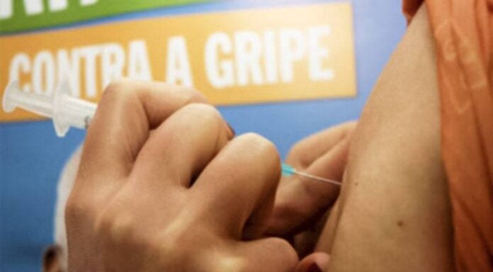 Utentes com idades entre os 60 e os 64 anos incluídos na vacinação gratuita contra a gripe DR