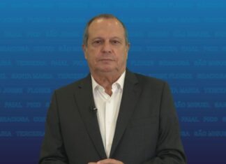 “É preciso votar em força no PS para evitar a instabilidade e para darmos aos Açores a força que precisamos todos para vencer”, diz Carlos César DR/PS