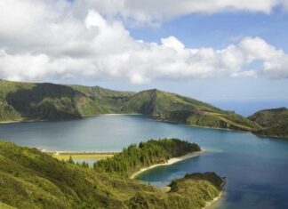 Escócia isenta Açores e Madeira de quarentena a partir de sábado