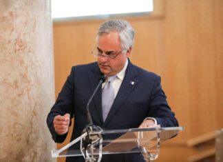Encerramento de escolas – Paulo Moniz questiona Ministra sobre falta de apoio garantido para pais em assistência a filhos DR/PSD