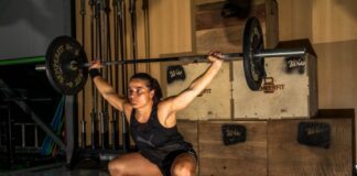 CROSSFIT – Letícia Melo do ginásio 2FITU vence competição solidária DR/a.pedroliveira