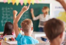 Secretária Regional da Educação reúne-se com sindicatos dos professores DR