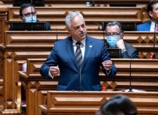 Paulo Moniz defende Cimeira UE-EUA de 2021 na Base das Lajes DR/PSD