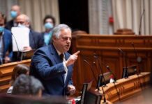 COFACO – Paulo Moniz confronta Governo com incumprimento da lei