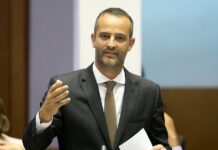 Miguel Costa manifesta preocupação com o atraso do início das obras de reconstrução do porto das Lajes do Pico DR/PS
