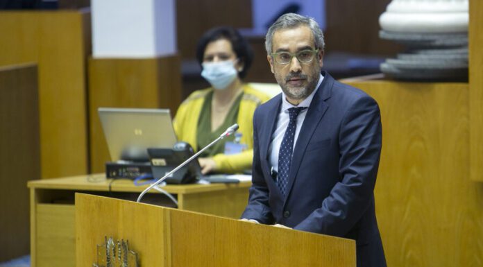 Grupo Parlamentar do PS congratula-se com a descida do abandono escolar precoce na Região DR/PS