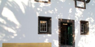 Iniciativa “Biblioteca Porta a Porta” entrega livros ao domicílio DR/CML