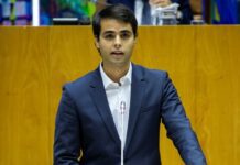 JS/Açores questiona Governo sobre candidaturas à Bolsa ‘José Medeiros Ferreira’ DR