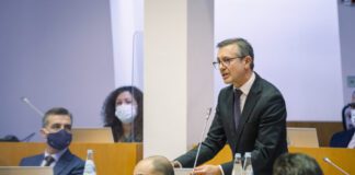 Parlamento aprova protesto contra Governo da República por incumprimento do protocolo com a Universidade dos Açores DR/PSD