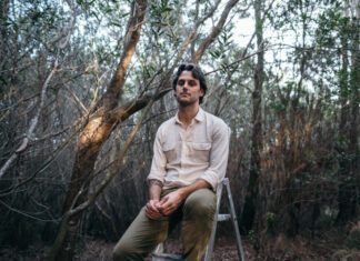 In Between – Faialense Pedro Lucas lança disco a solo TI