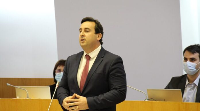 PS quer que Governo explique fim do investimento no curso de programação do Terceira Tech Island DR/PS