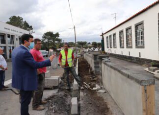 Requalificação urbana no Cais do Pico permite criação de zona pedonal e ordenamento do estacionamento DR/CMSRP