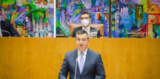 Porto da Praia da Vitória. Governo acolhe proposta de deputados do PSD para redução de taxas DR