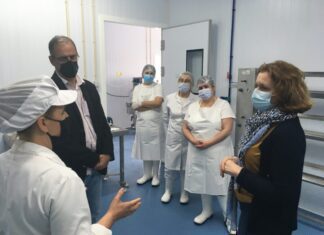 Deputados do PS visitam associações de produtores em Santa Maria e realçam importância de se continuar a apoiar projetos inovadores DR/PS