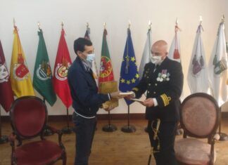 Presidente da Câmara Municipal da Praia da Vitória Recebe Comandante do NRP António Enes DR