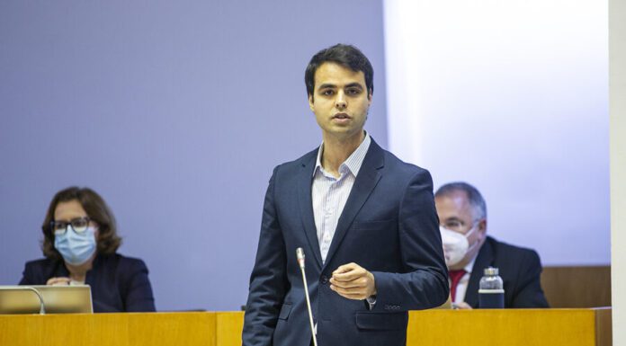 “Mais facilidade e menos burocracia no subsídio social de mobilidade para servir melhor os Açorianos”, diz Vilson Ponte Gomes DR
