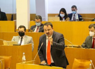 O Grupo Parlamentar do PPM repudia e desmente a nota informativa do PS que afirma que “o serviço de transporte marítimo de mercadorias está a prejudicar a ilha do Corvo” DR/PPM