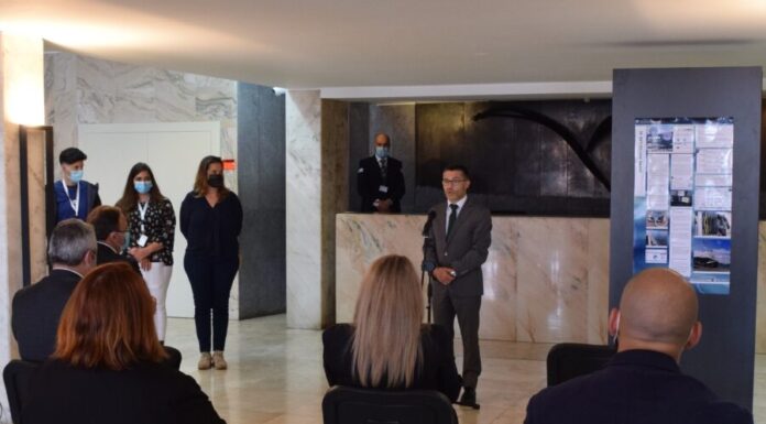 Presidente da Assembleia inaugura Exposição “Profissões do Mar dos Açores” na sede do Parlamento DR