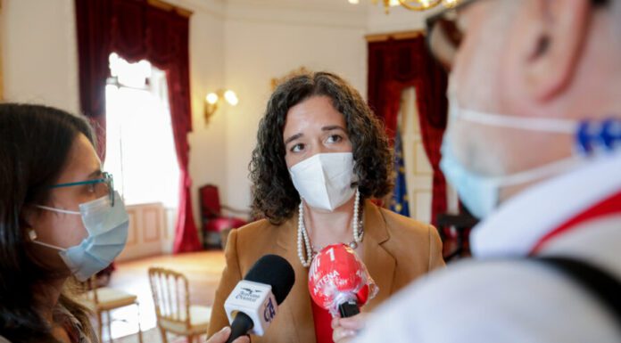 GOVERNO – 281 docentes contratados colocados nos quadros da Região