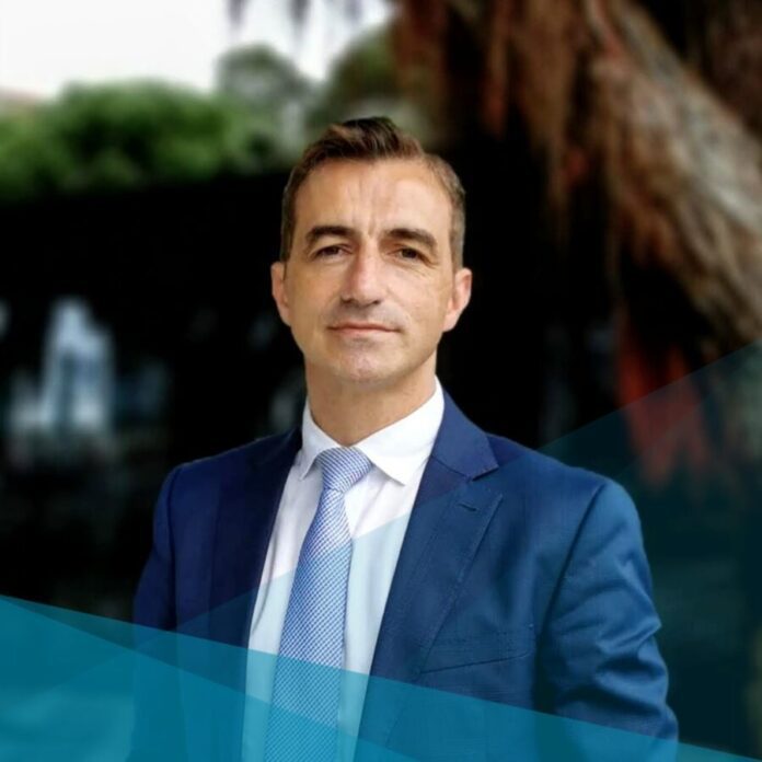 Carlos F