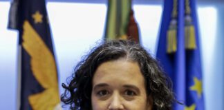 Escola dos Açores vão receber 710 mil euros em novos computadores e tablets