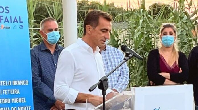 Carlos Ferreira diz que Câmara Municipal da Horta não defendeu os interesses dos munícipes no Parque de Estacionamento da Rua de São João