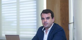 Tiago Branco classifica como “ofensiva” a proposta da ANA VINCI de redução da pista do aeroporto da Horta
