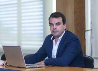 Tiago Branco classifica como “ofensiva” a proposta da ANA VINCI de redução da pista do aeroporto da Horta