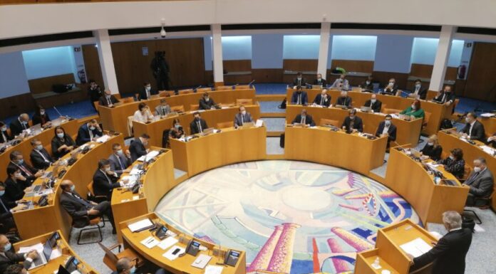 O governo está “coeso”, garante Bolieiro